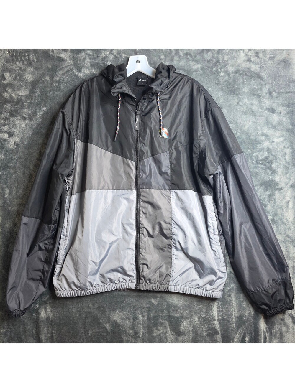 PELOTON Windbreaker Light Spring Jacket Black Size L